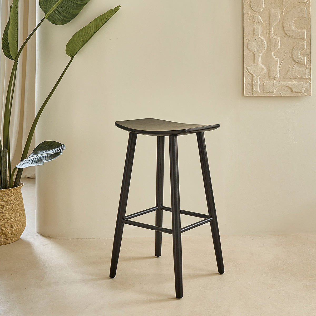 1816-tabouret_de_bar_en_teck_massif_noir_75_cm-03.jpg