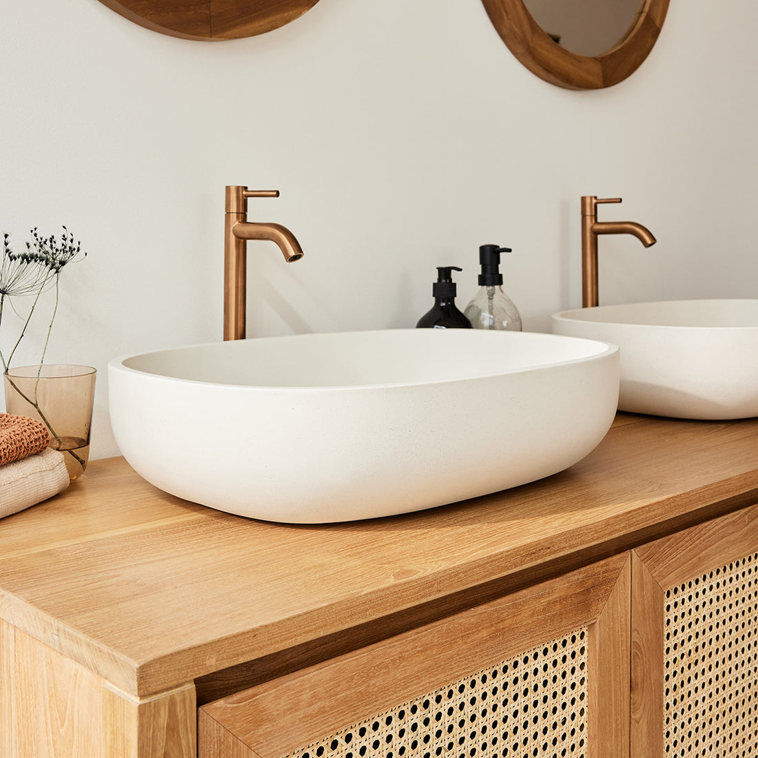 LENA - Lavabo de hormigón beige ovalado 50 cm