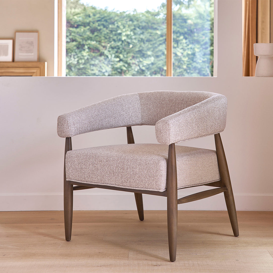 ÉLOI - Sillón de madera maciza y tejido con textura beige chiné