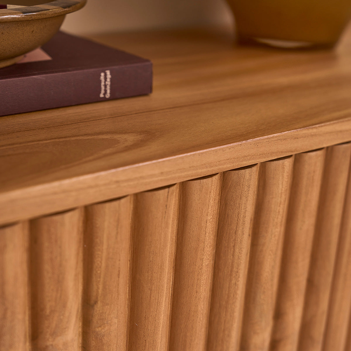 BELIZE - Mueble de TV suspendido de madera de teca de 140 cm