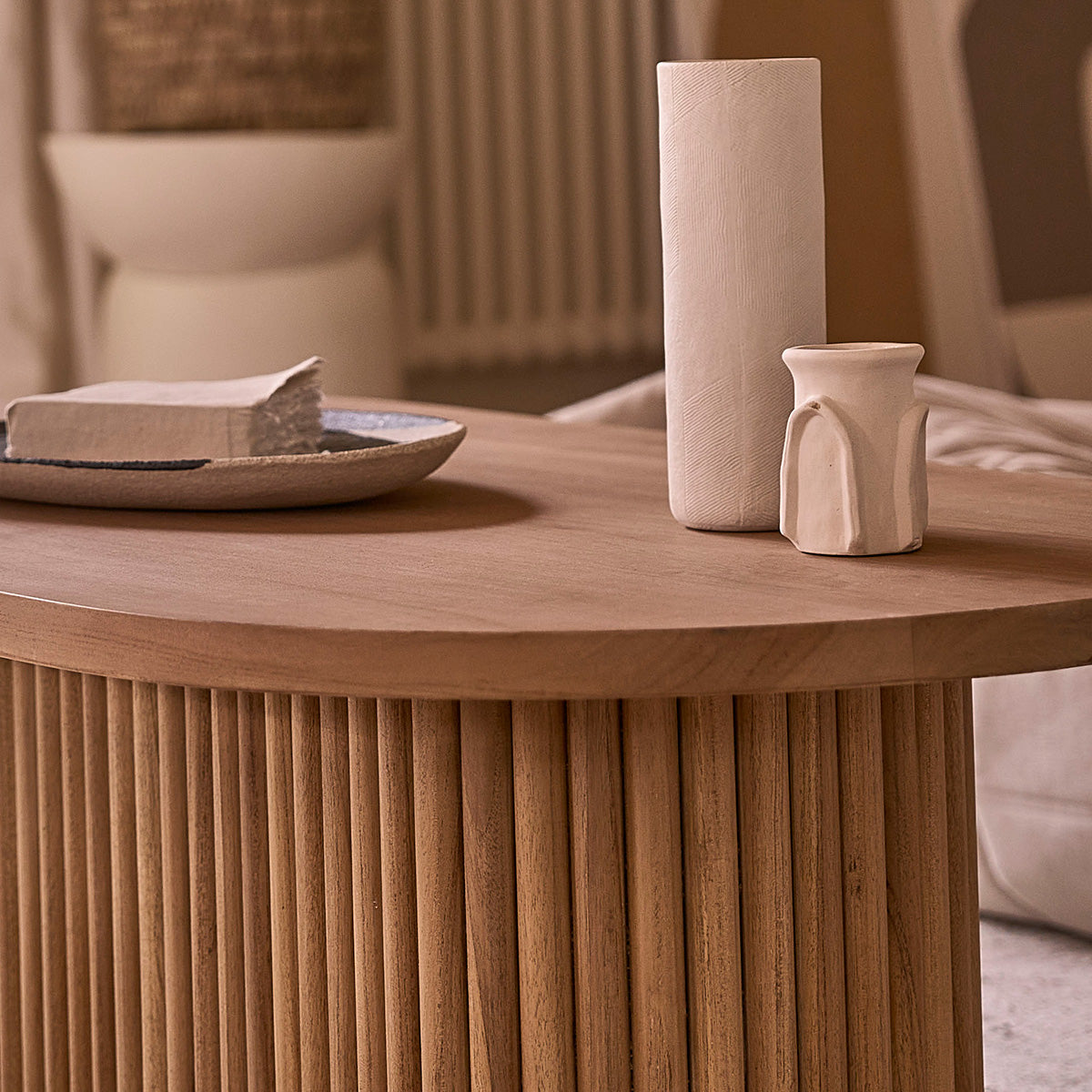 COLINE - Mesa baja de teca maciza de 120 cm