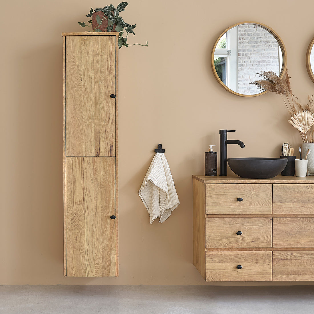 ERNEST - Columna de baño de roble de 150 cm
