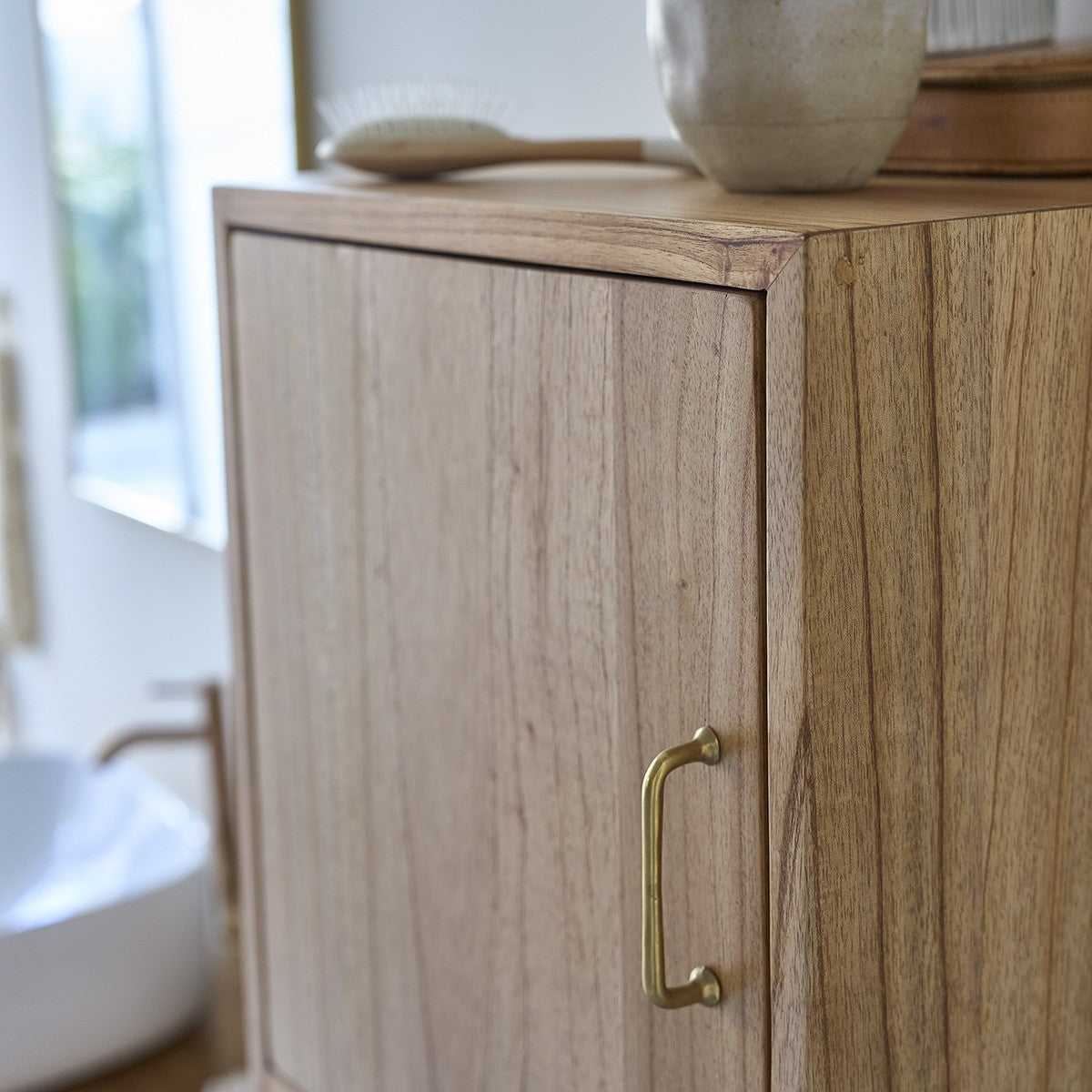 FIFTIES - Columna de baño de mindi macizo 150 cm