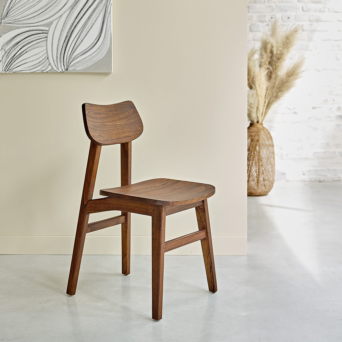 MILO - Lote de 2 sillas de mindi macizo acabado nogal