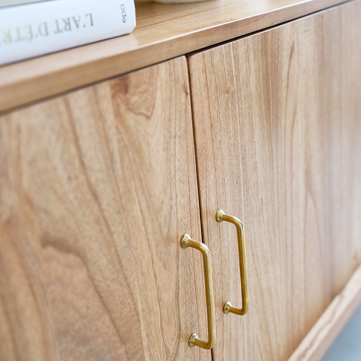 SUZANNE - Cómoda de mindi macizo 175 cm