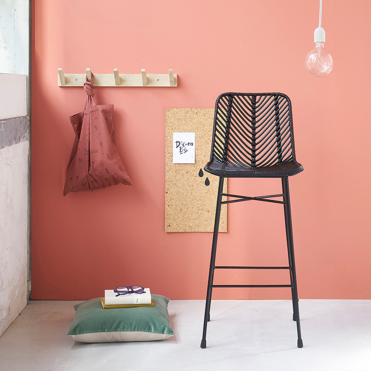 BOHEMA - Lote de 2 taburetes de metal y ratán negros