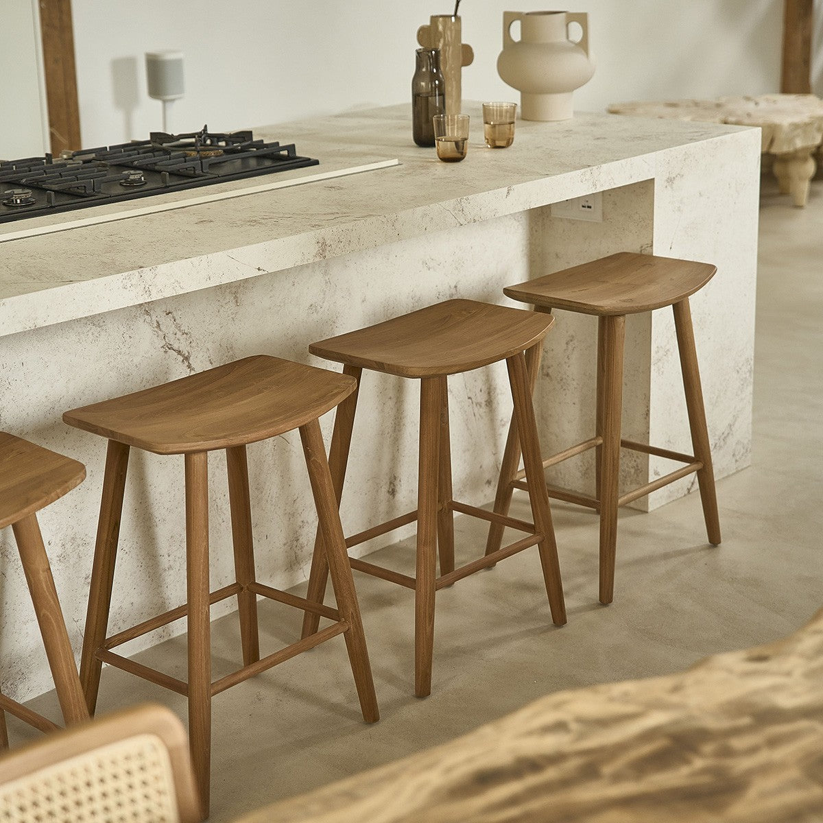 AMBRE - Juego de 2 taburetes de teca maciza de 75 cm