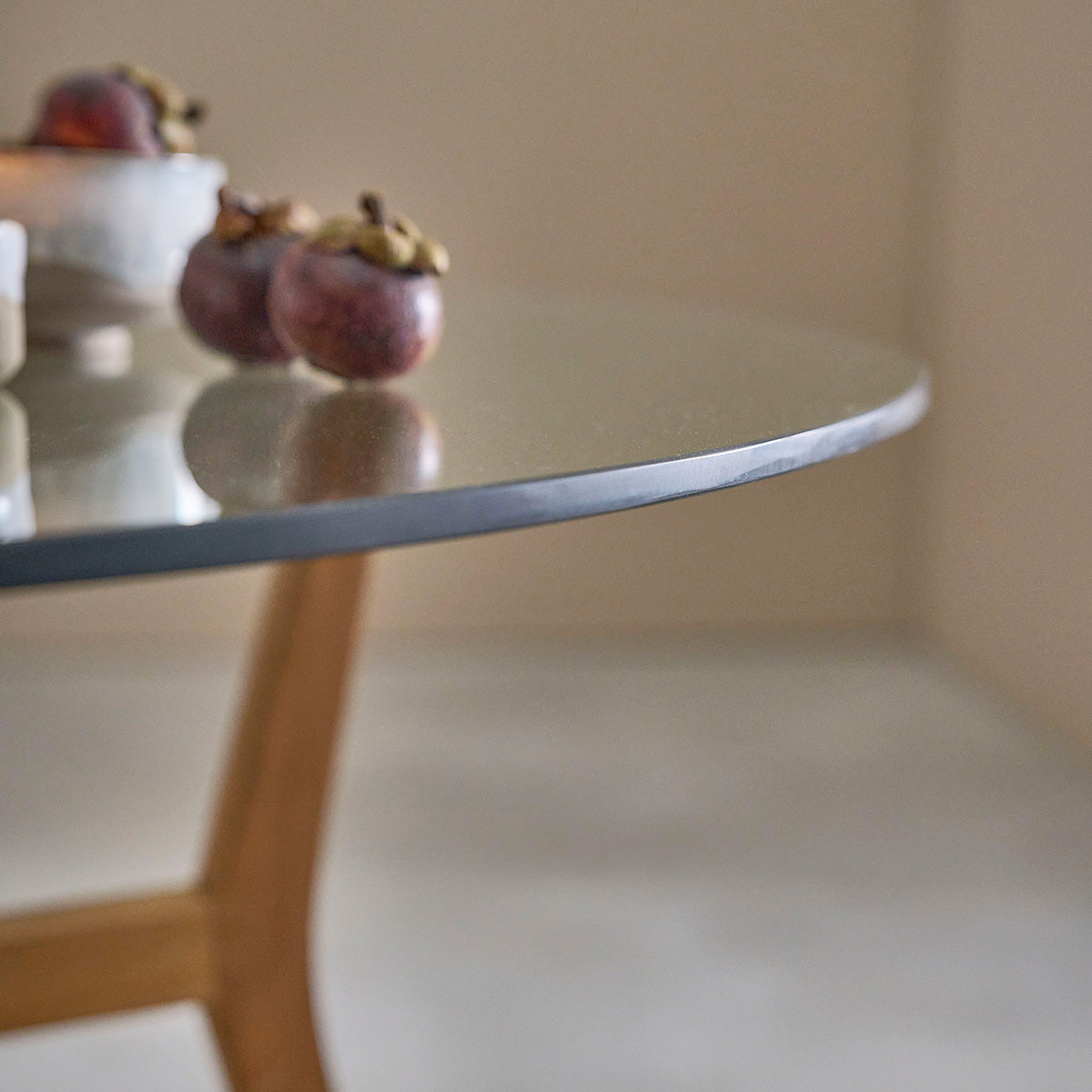 TRISTAN - Mesa redonda de teca maciza para 4 pers.