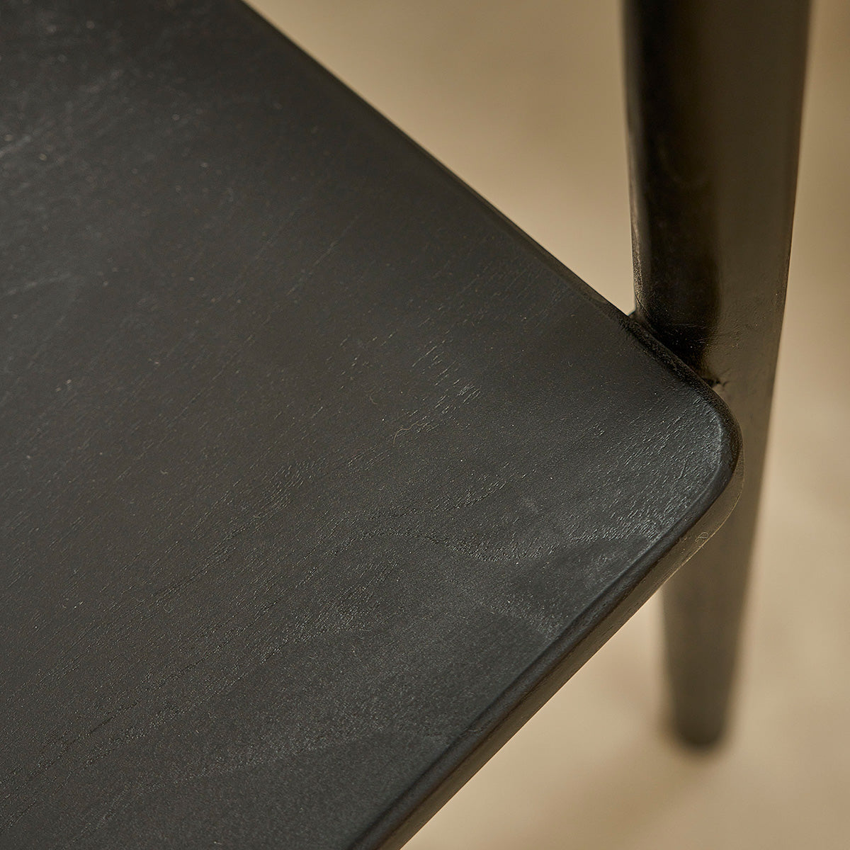 AMBRE - Silla de teca maciza negra