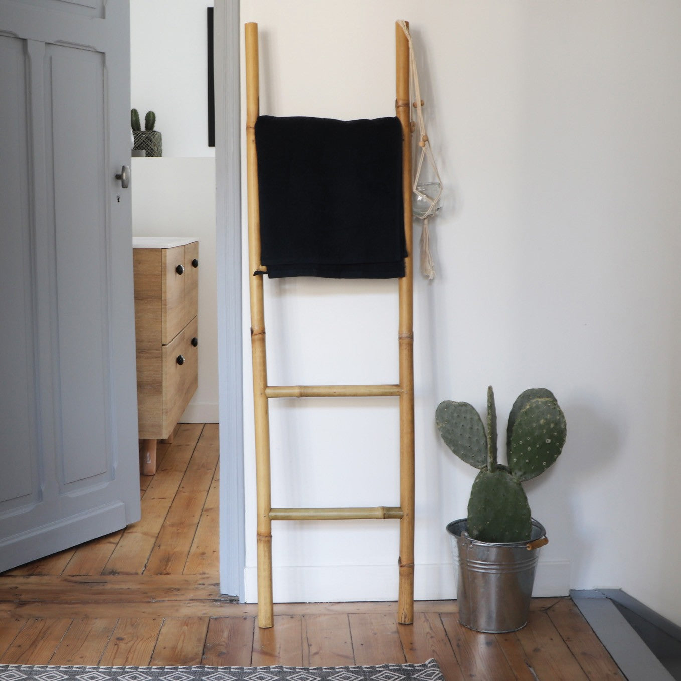 CLARA - Escalera toallero