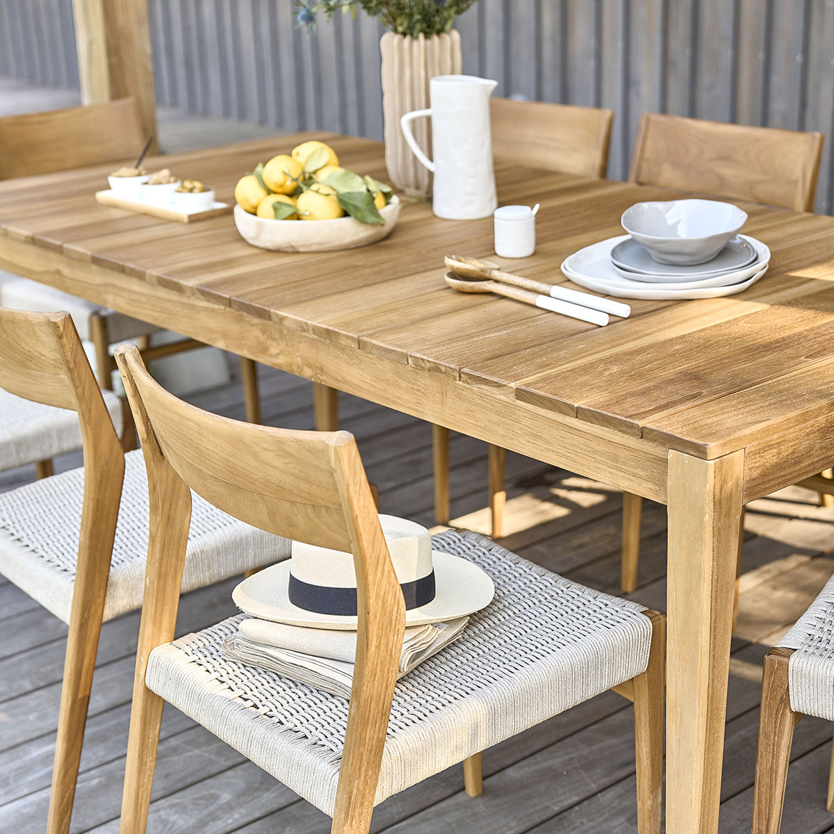 LIVIE - Salón de exterior de teca maciza y cuerda beige para 8 pers.