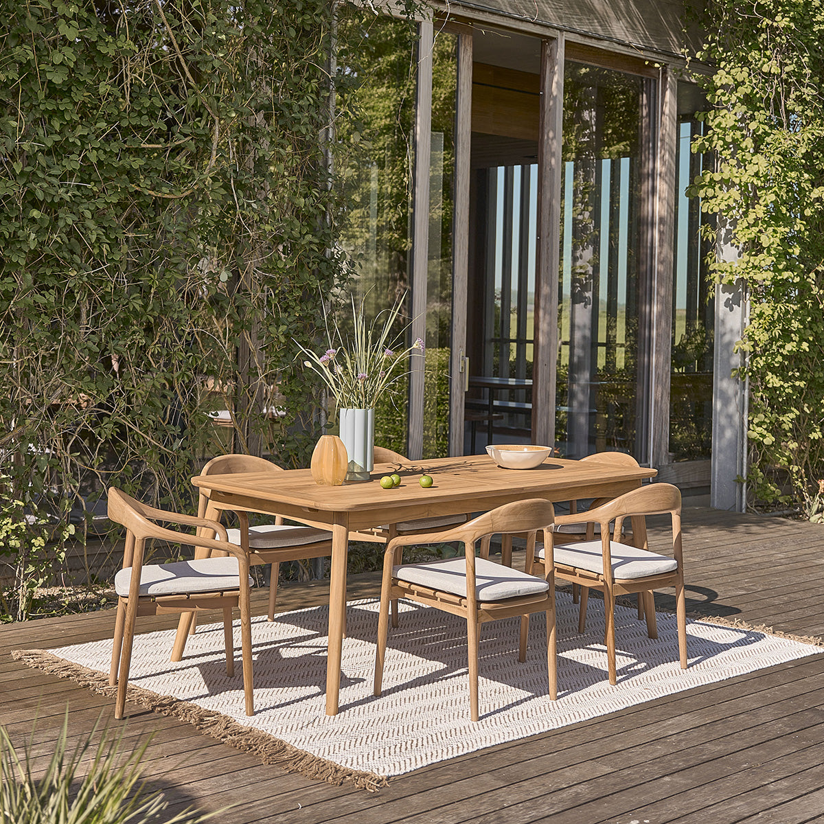 AMBRE - Sillón de jardín de teca maciza con cojín crudo