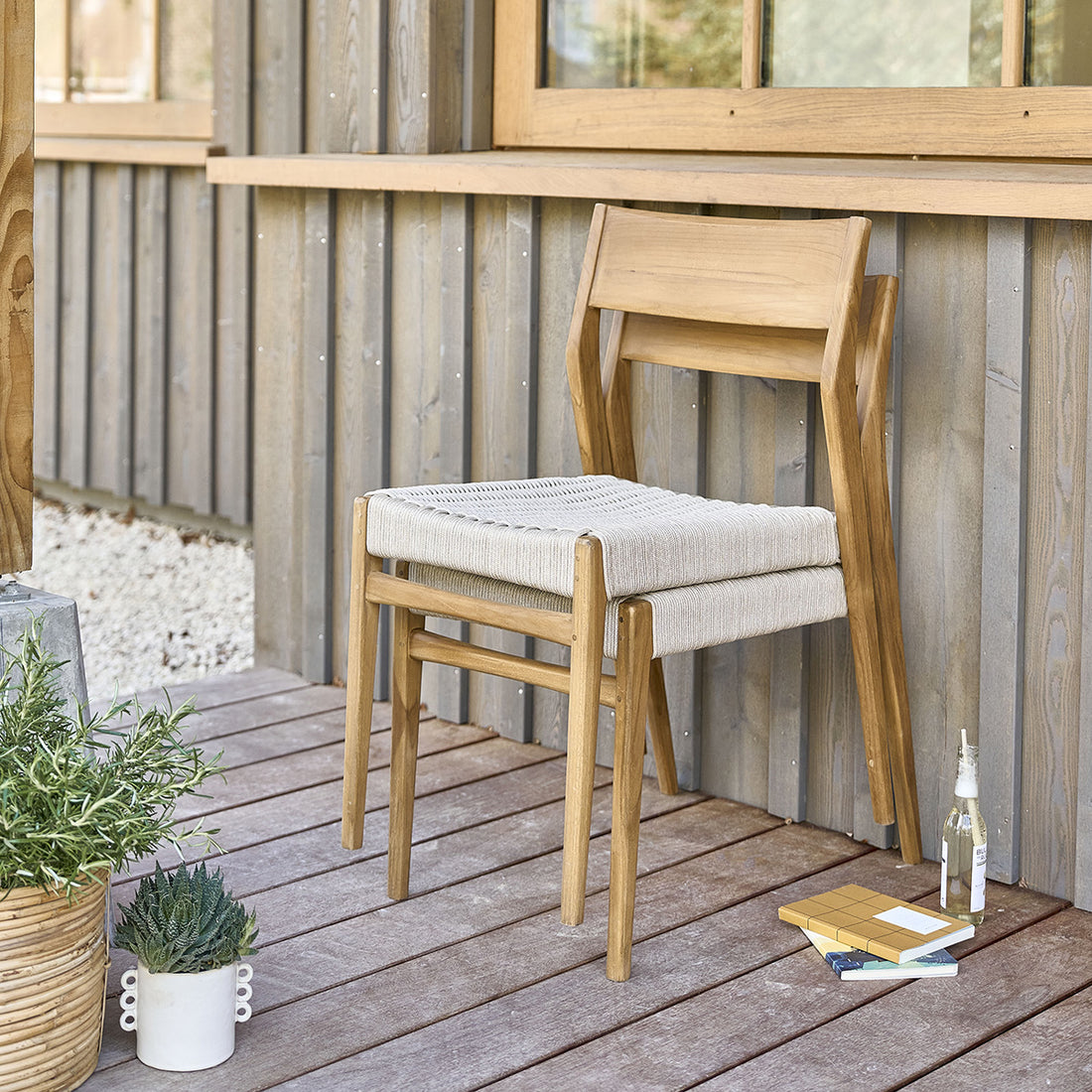 LIVIE - Silla jardín de teca maciza y cuerda beige