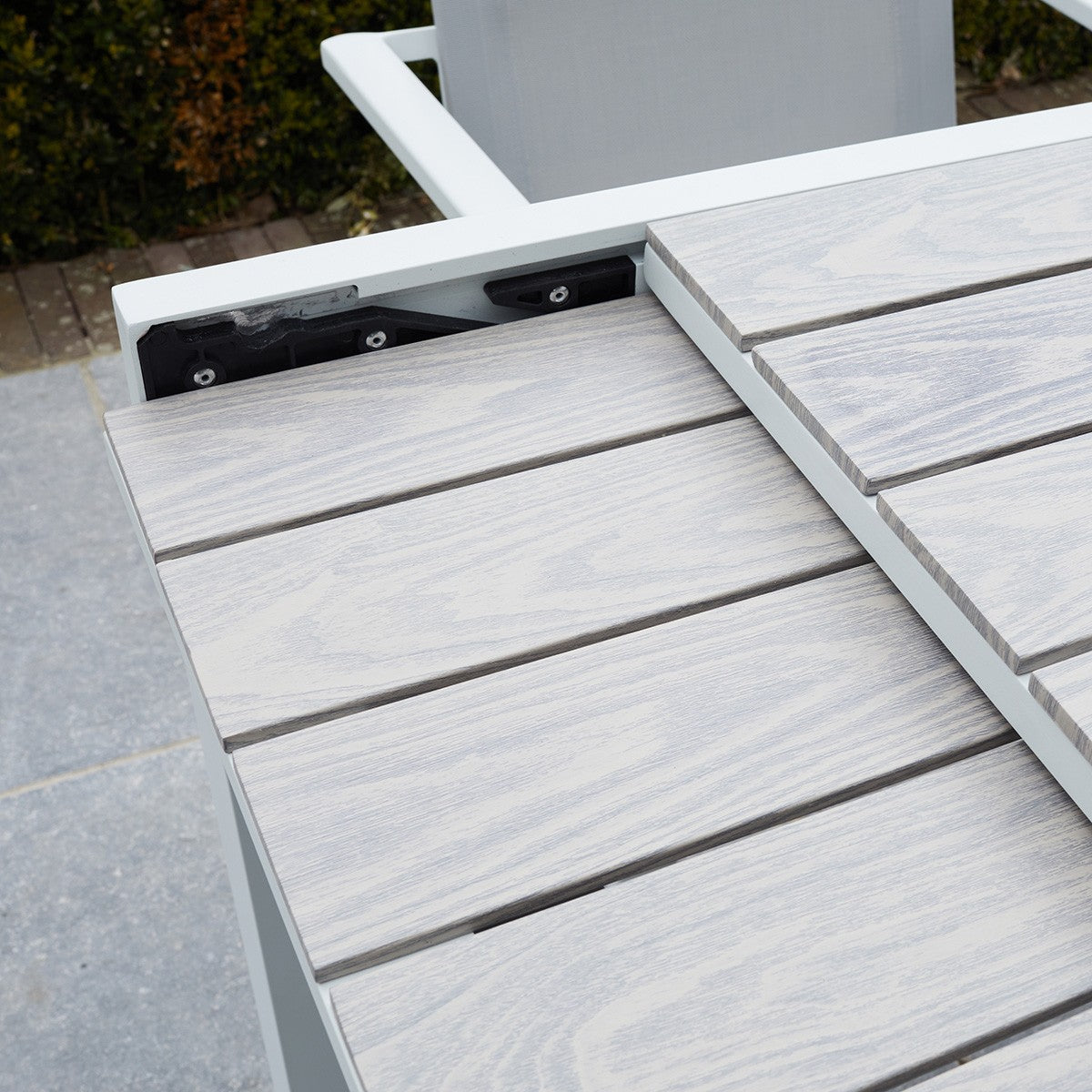 TULUM - Mesa de exterior extensible de aluminio para 6/10 pers.