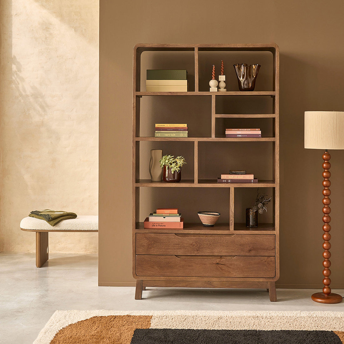NOVA - Librería alta de madera maciza de mango, H 206 cm