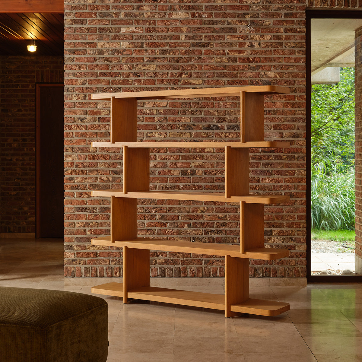 OTTO - Librería de madera de mindi natural de 160 cm