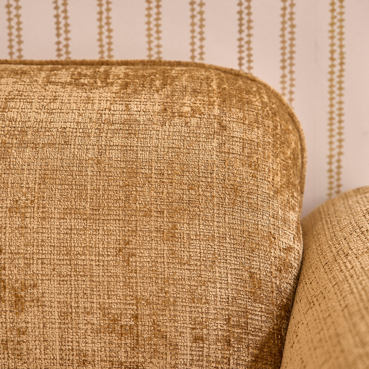 HECTOR - Sofá recto de 3 plazas en terciopelo texturizado ocre