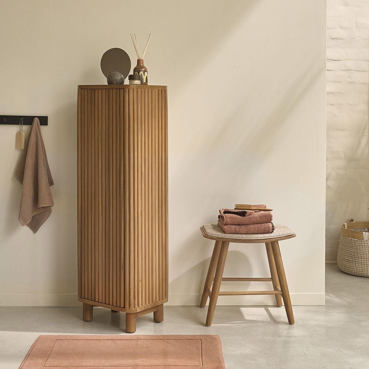 COLINE - Mueble de baño con patas de teca maciza de 120 cm