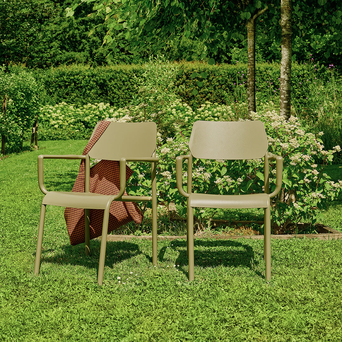 SARO - Sillón de jardín de aluminio y tela beige jaspeada (juego de 2)