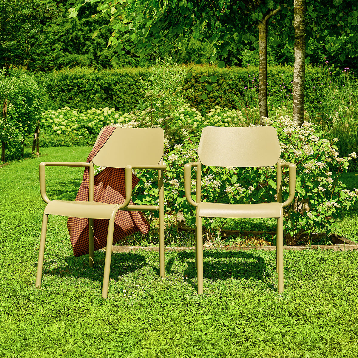 SARO - Sillón de jardín de aluminio y tela beige jaspeada (juego de 2)