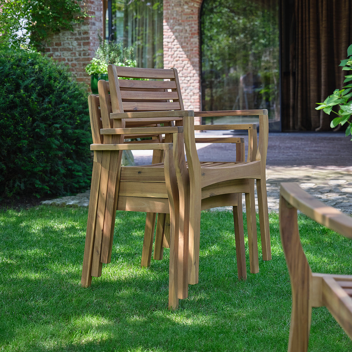 MILOS - Sillón de jardín de madera maciza de acacia aceitada (juego de 4)