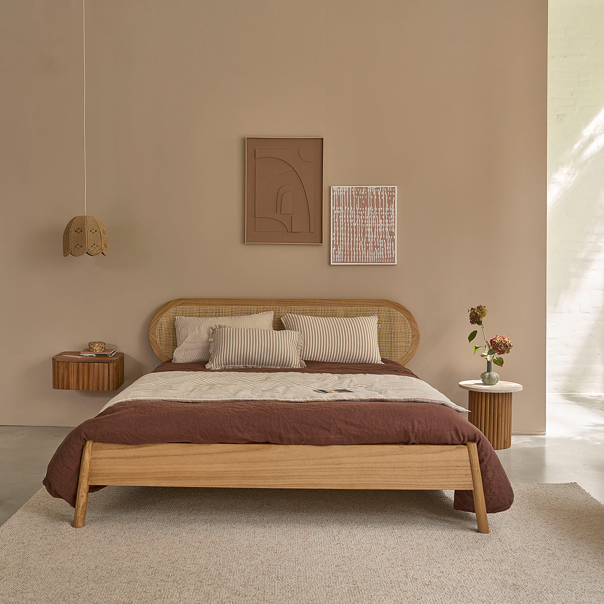NINA - Cama de madera de mindi y rejilla 160 cm con somier