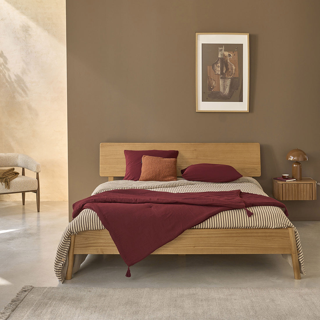 MAIA - Cama de madera de mindi de 160 cm con somier