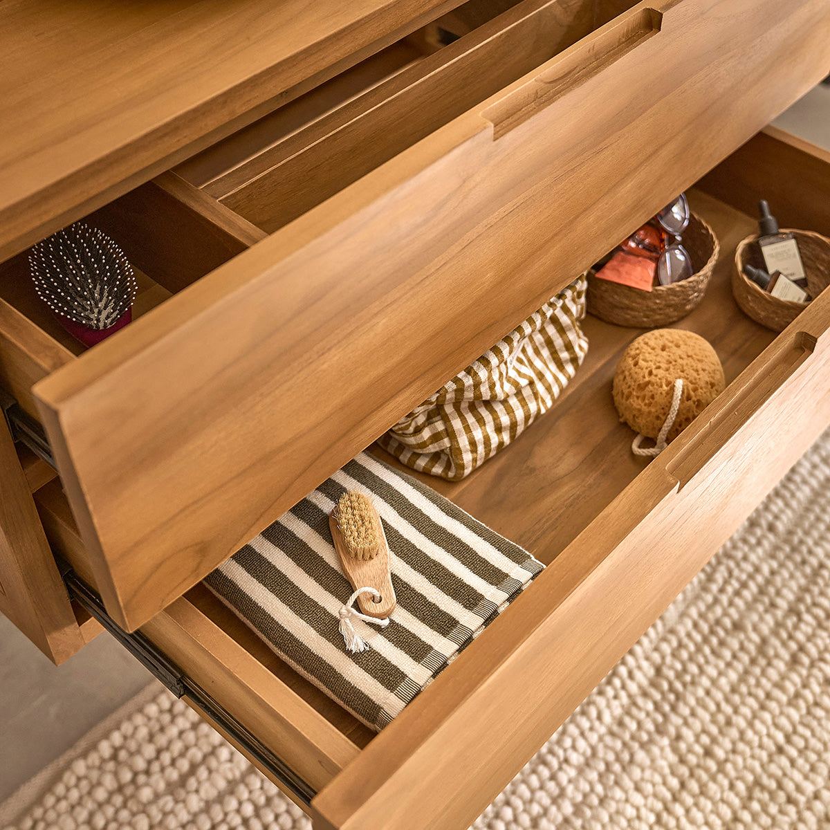 MAË - Mueble bajo lavabo suspendido de teca maciza de 80 cm