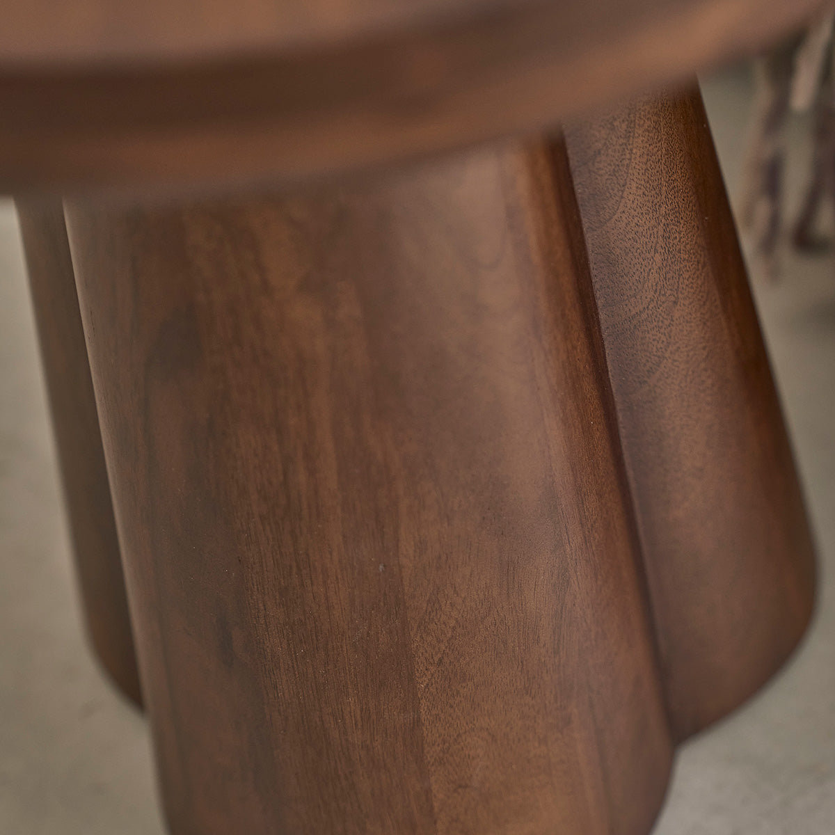 PAULA - Mesa auxiliar redonda de madera de mango