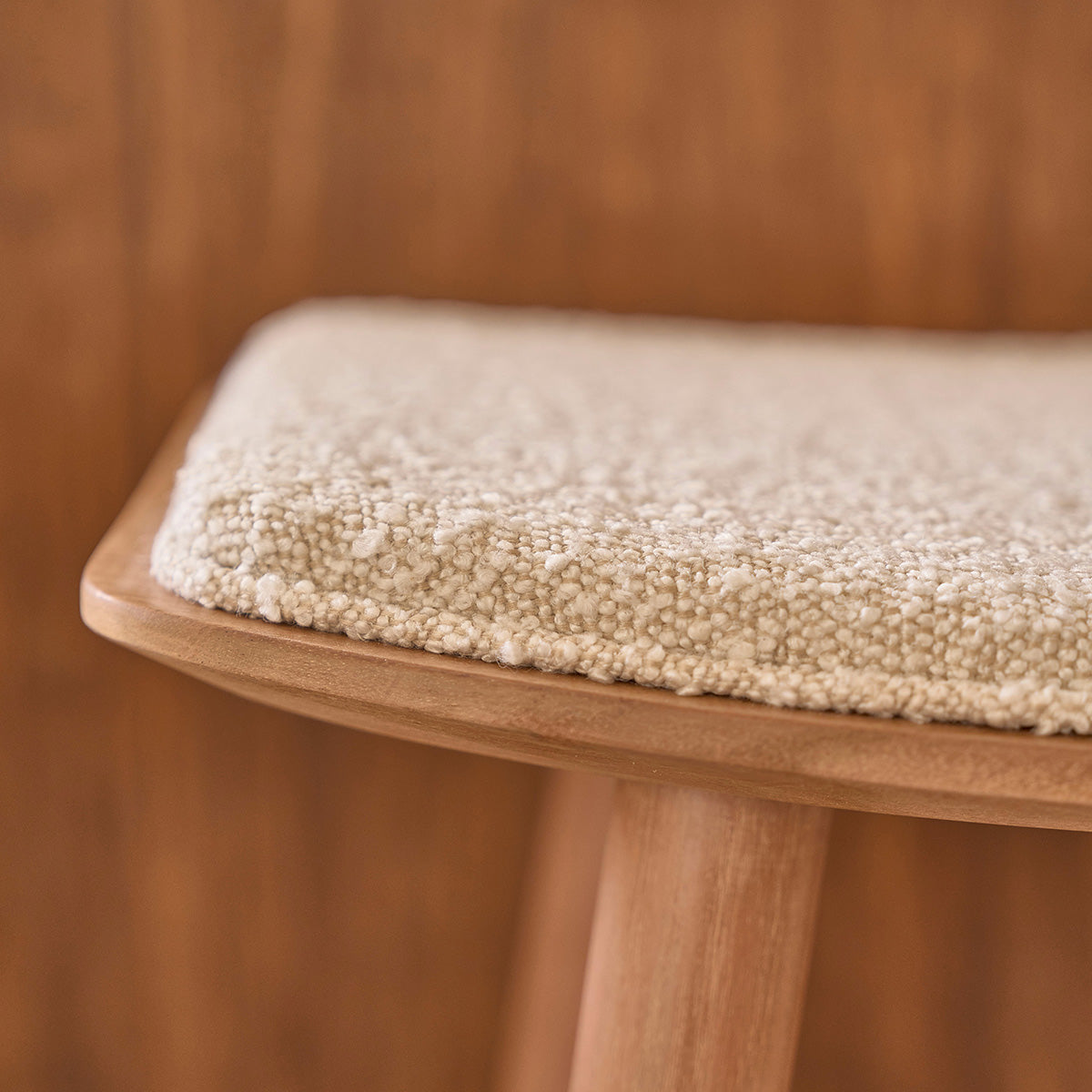 AMBRE - Taburete de teca maciza, asiento de bouclette 75 cm