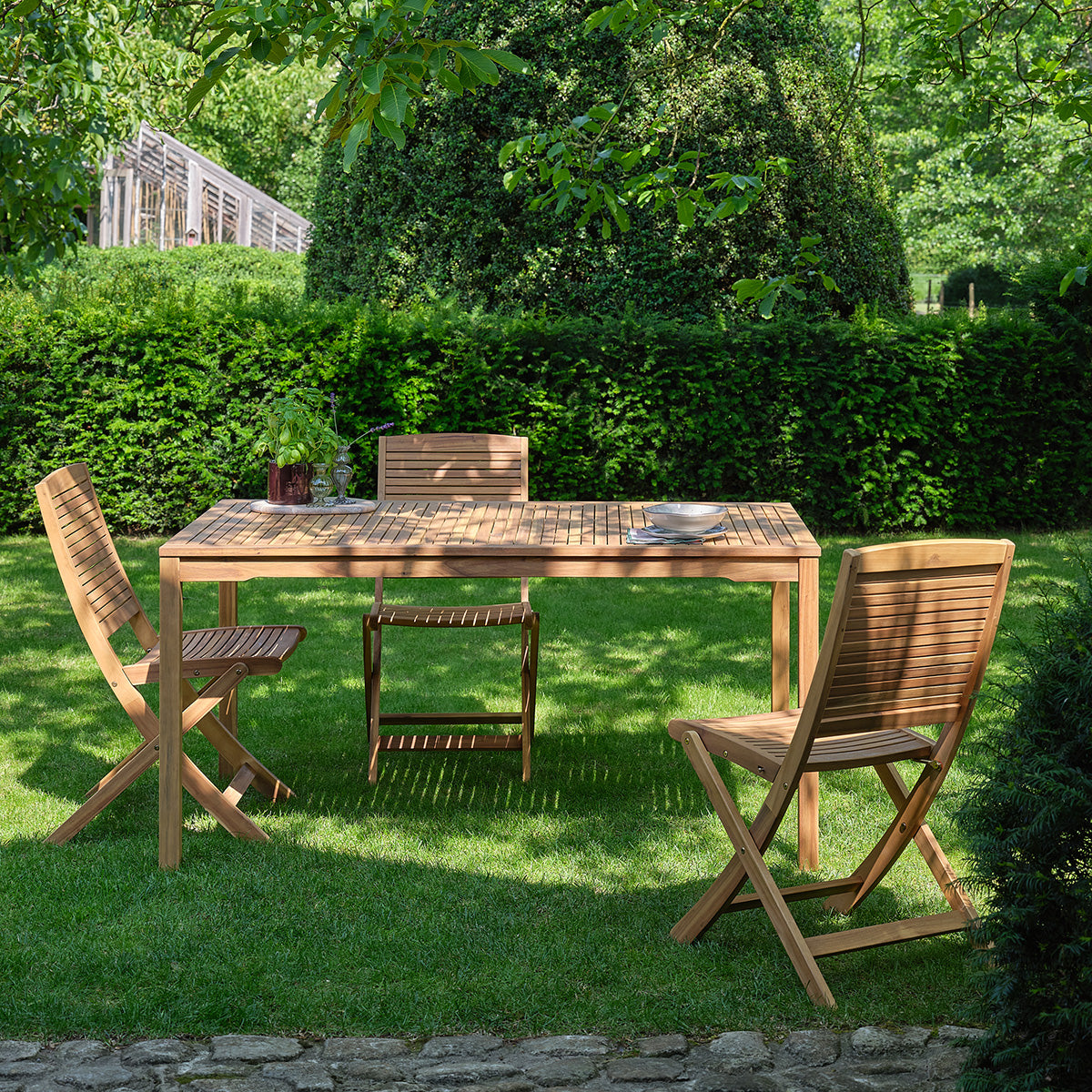 MILOS - Mesa de jardín de madera maciza de acacia aceitada, 150 cm