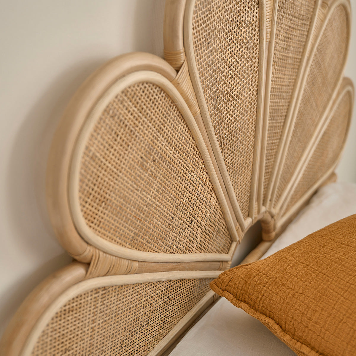 ROMY - Cabecero de ratán y rejilla de 90 cm