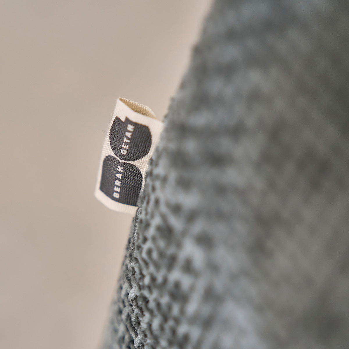 ALPHONSE - Sofá recto de 3 plazas en terciopelo trenzado verde grisáceo