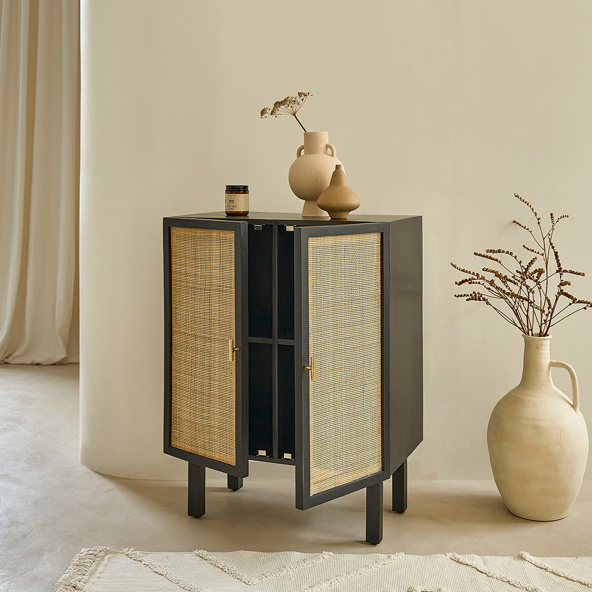 BLAISE - Aparador de mango macizo y rejilla 68 cm