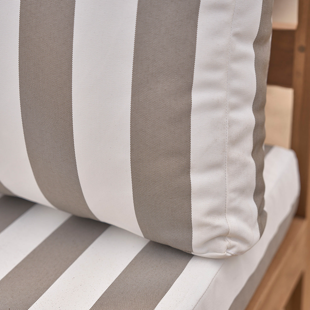 PALMA - Sillón de exterior de teca maciza a rayas