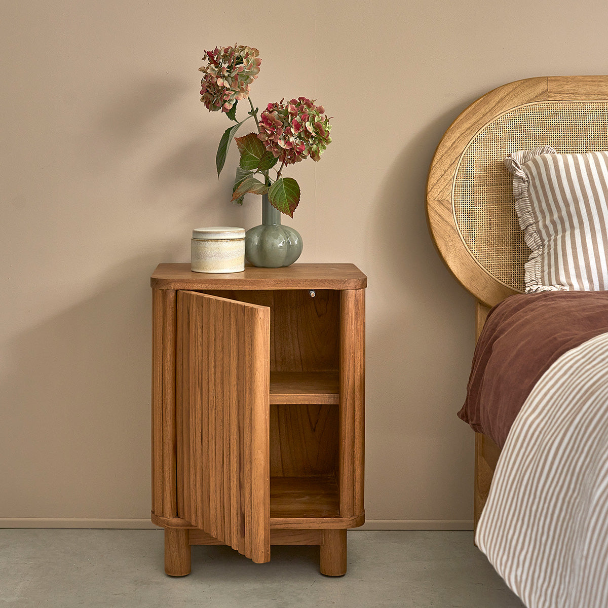 COLINE - Mesita de noche de madera de teca