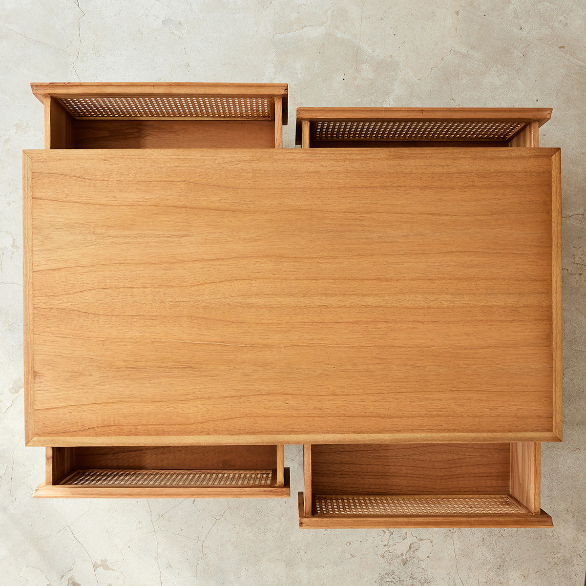 ISÉE - Mesita de centro de mindi macizo y rejilla 110 cm