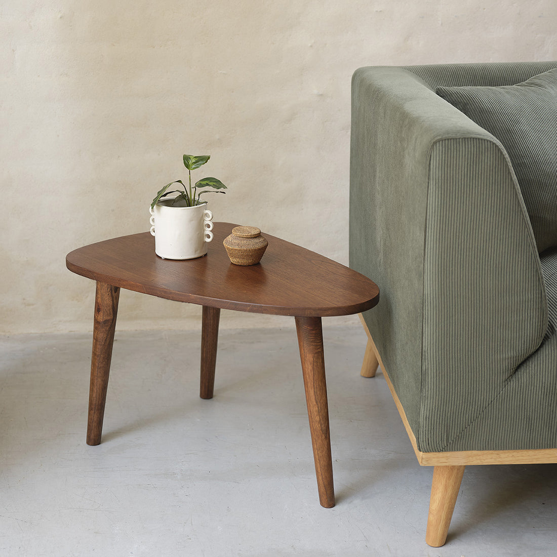 BRUNE - Mesa de centro de mindi macizo acabado nogal 62 cm