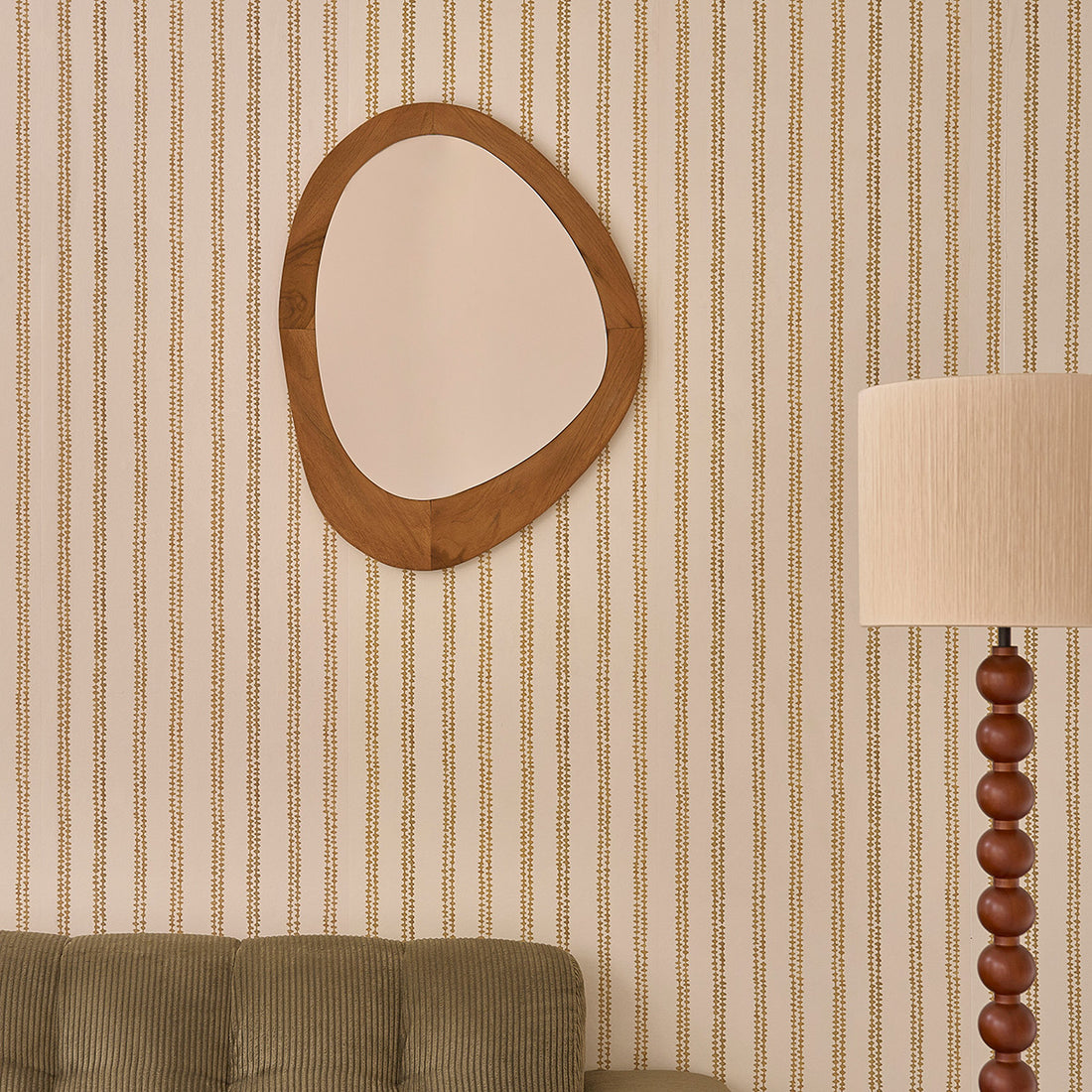 ADELE - Espejo orgánico de madera de teca 75x60 cm