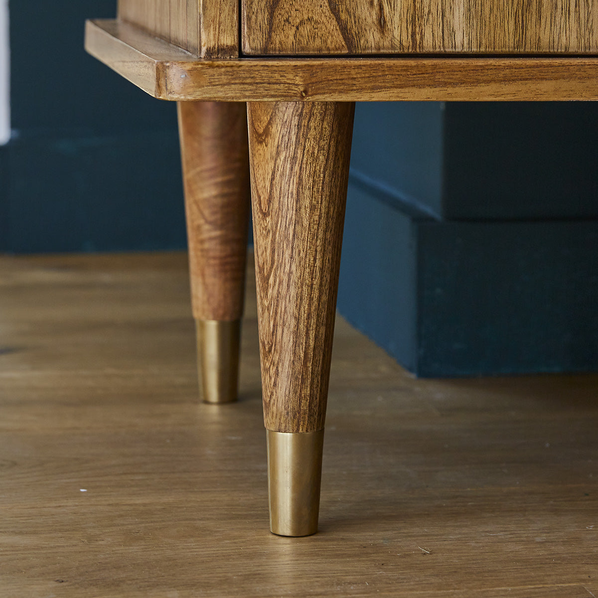 PIA - Cómoda retro de mindi macizo 105 cm