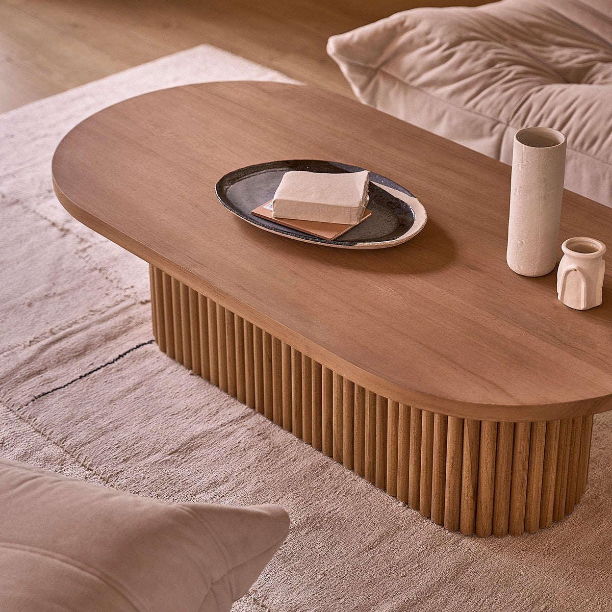 COLINE - Mesa baja de teca maciza de 120 cm