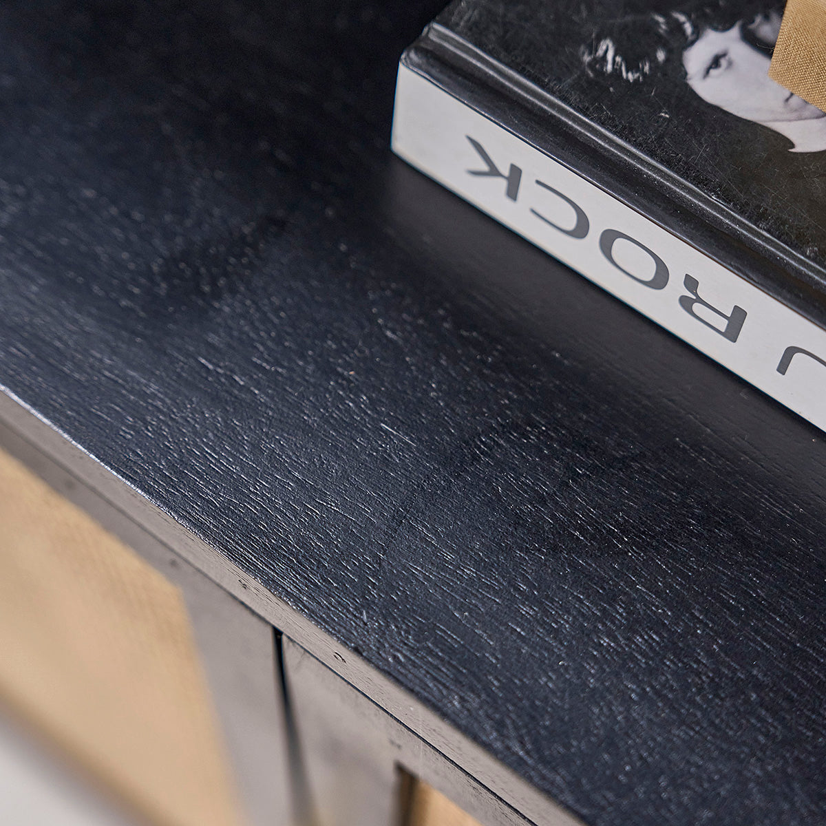 BLAISE - Librería de mango macizo negro y rejilla de 170 cm