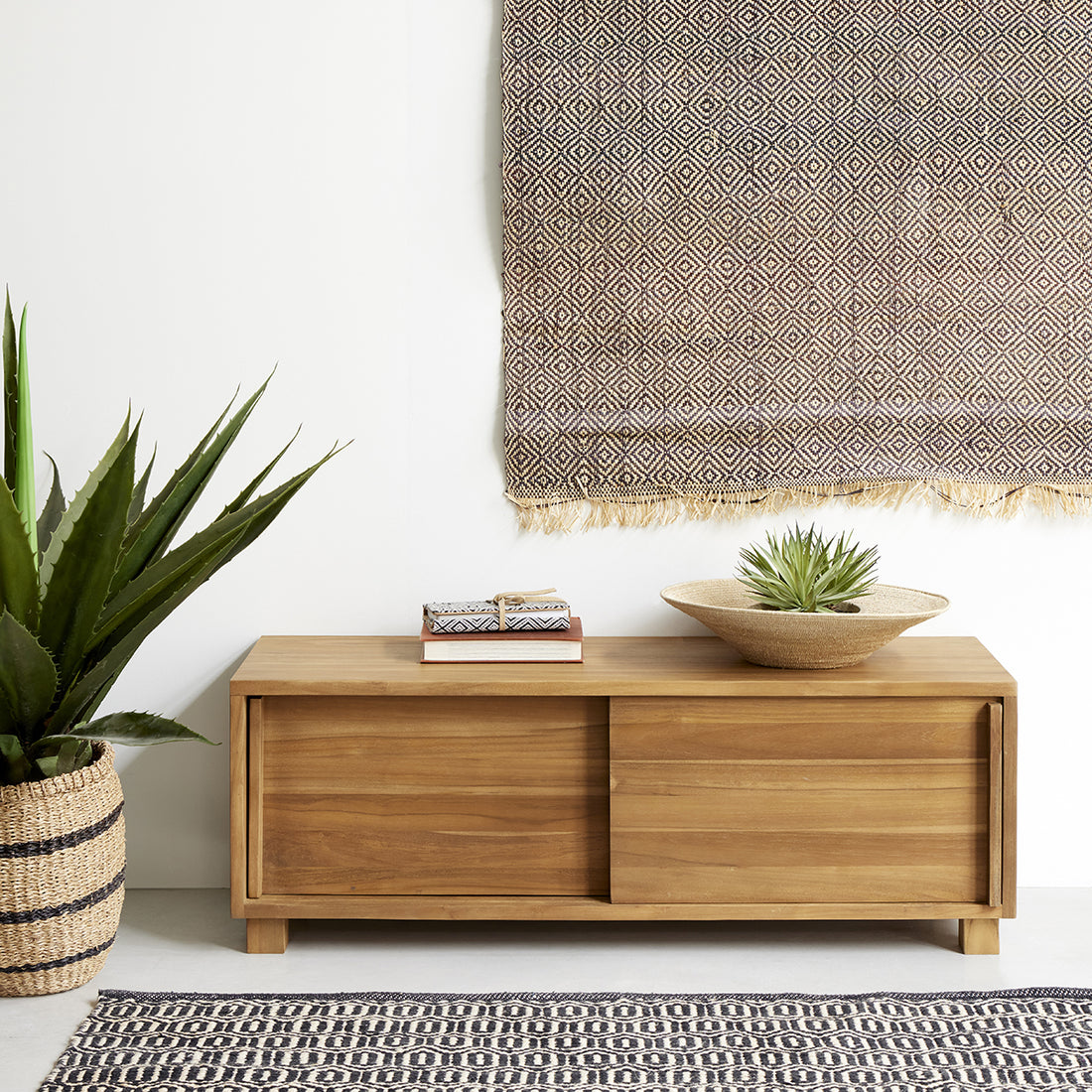 NIDO - Mueble de TV de teca maciza 100 cm