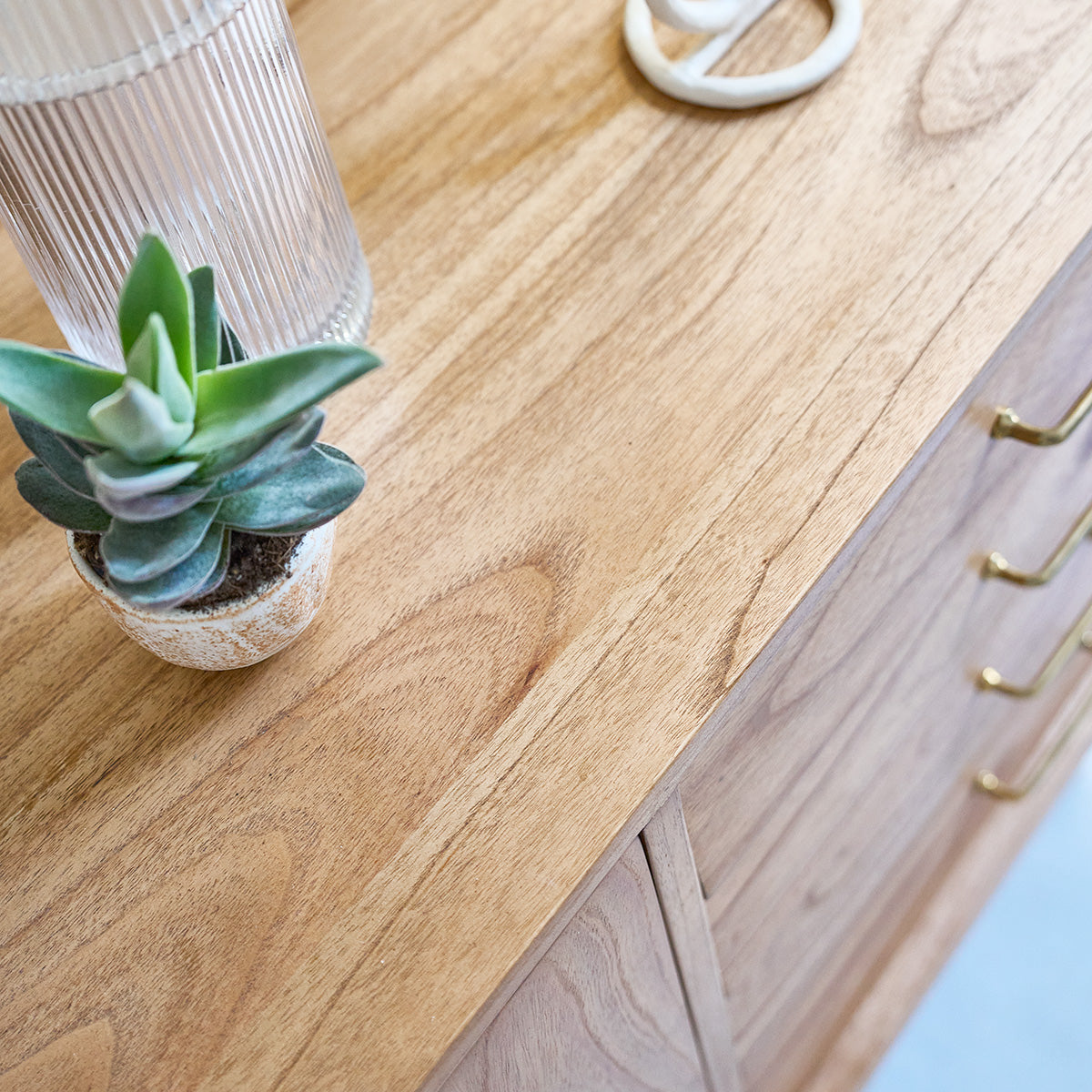 SUZANNE - Cómoda de mindi macizo 175 cm