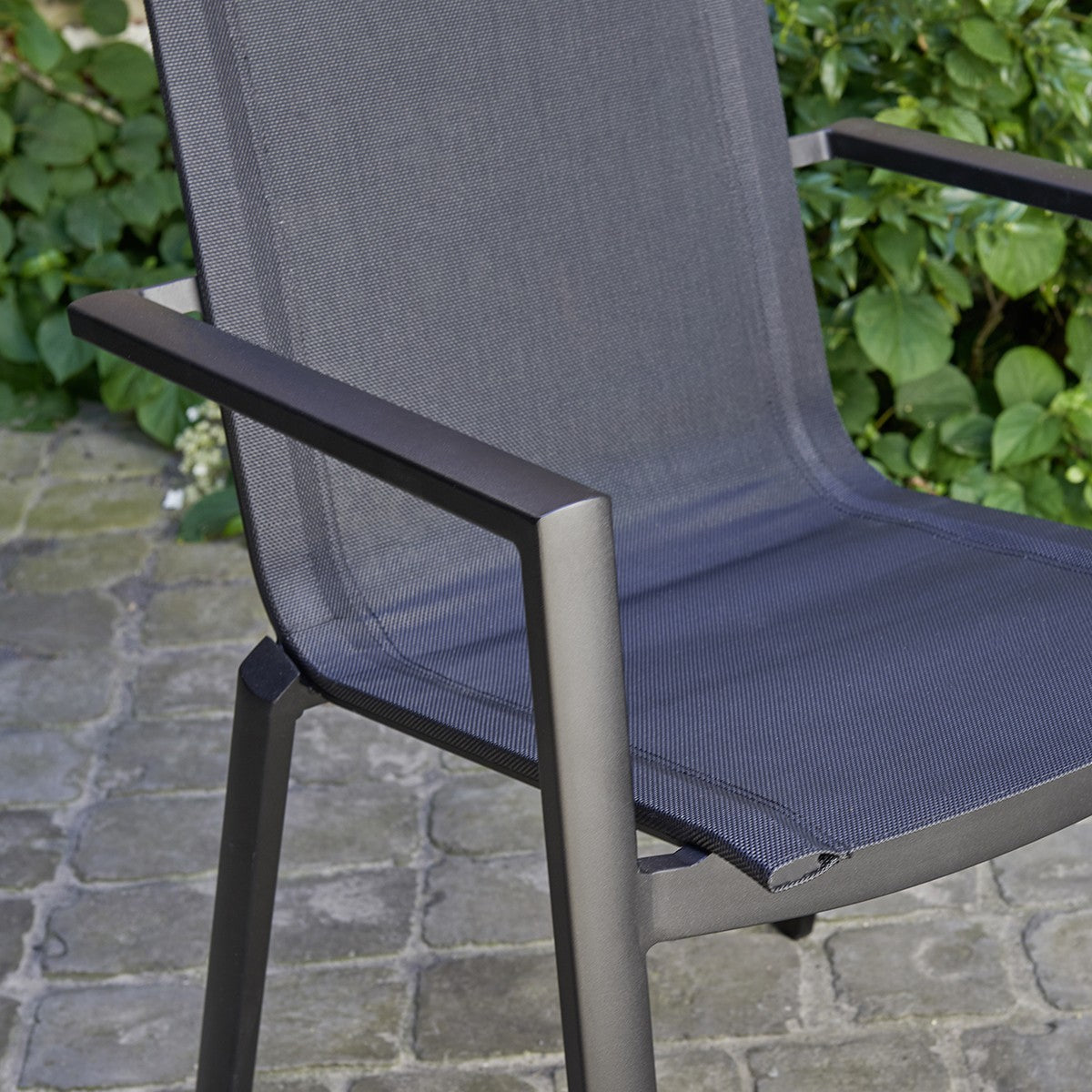 BALISTAR - Sillón de exterior de aluminio y textileno gris