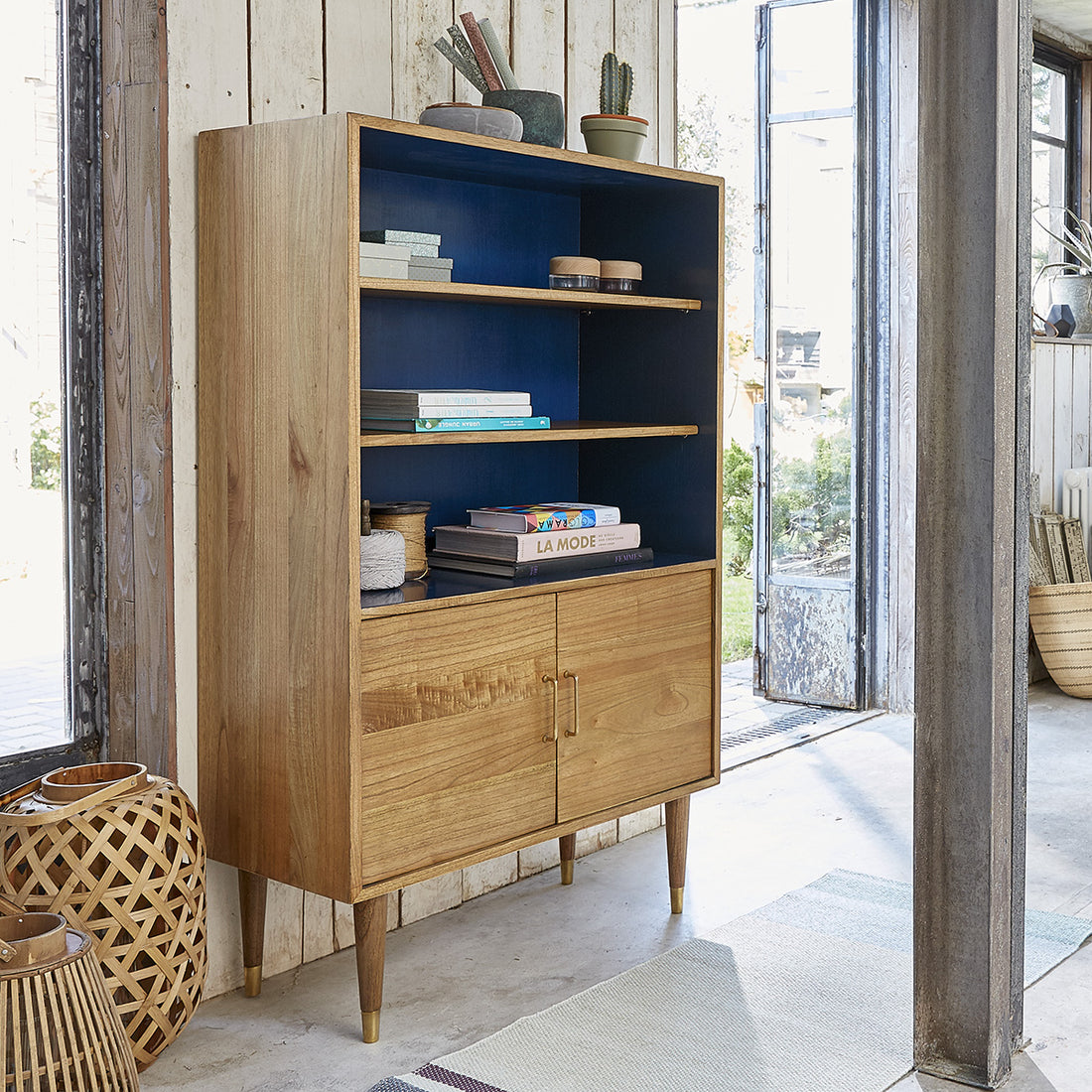 PIA - Librería de mindi macizo 85 cm